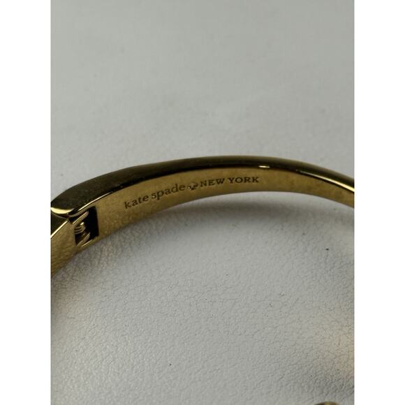 Kate Spade Spot the Spot Logo Open Hinged Cuff Bangle Gold Tone Bracelet - Picture 6 of 7